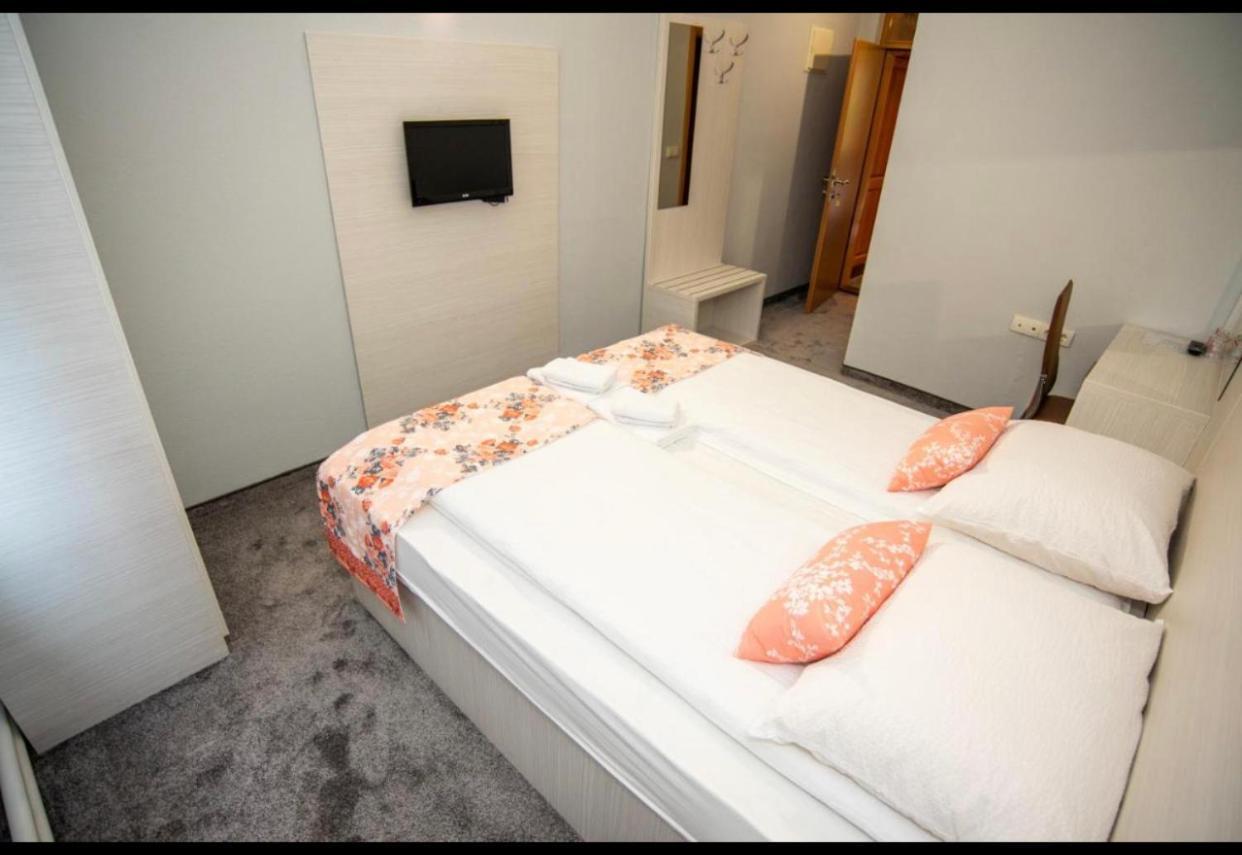 Apartmani I Sobe Centar בוגוינו מראה חיצוני תמונה